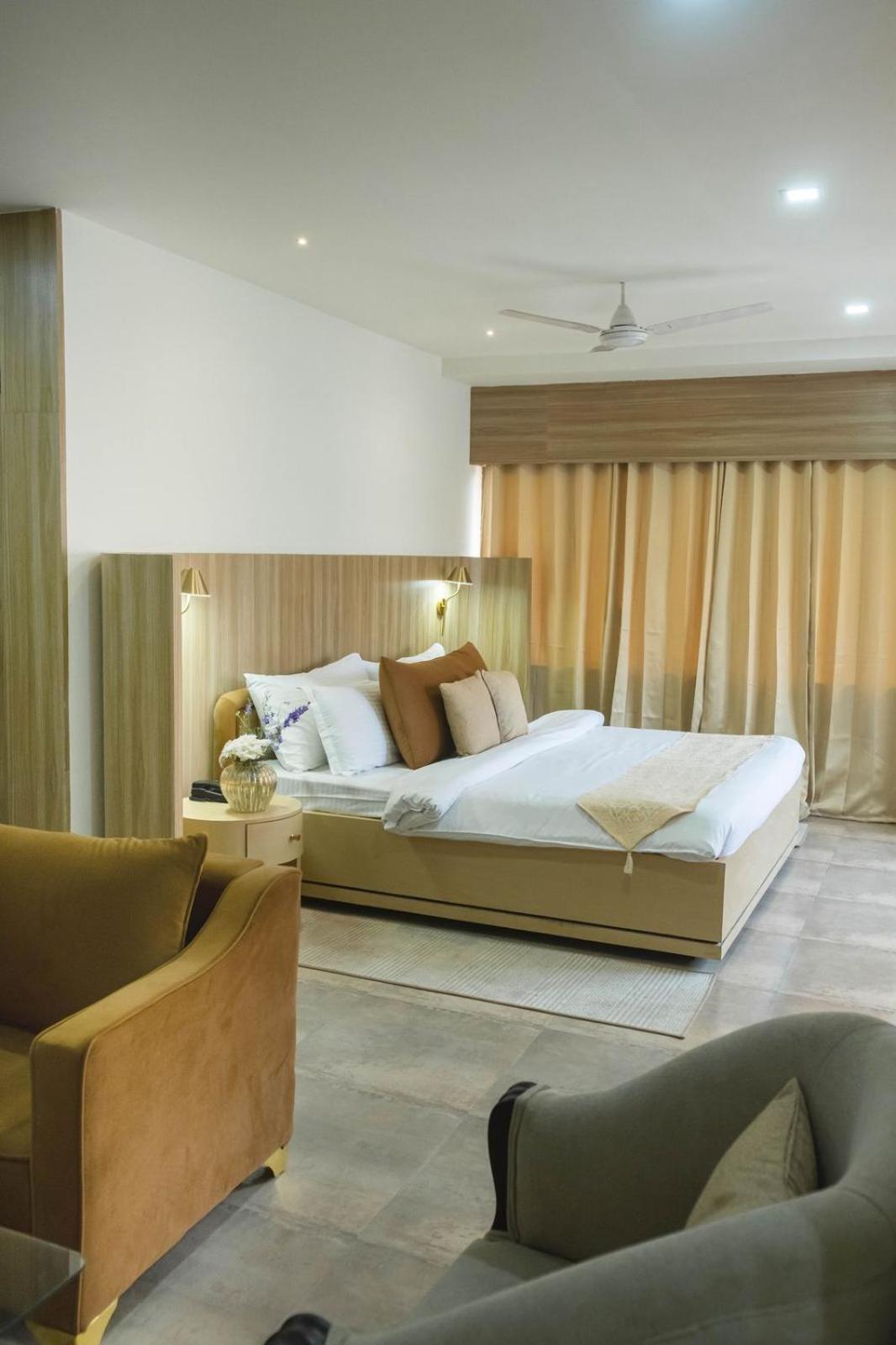 Hotel Lake Shilloi Dimāpur Eksteriør billede
