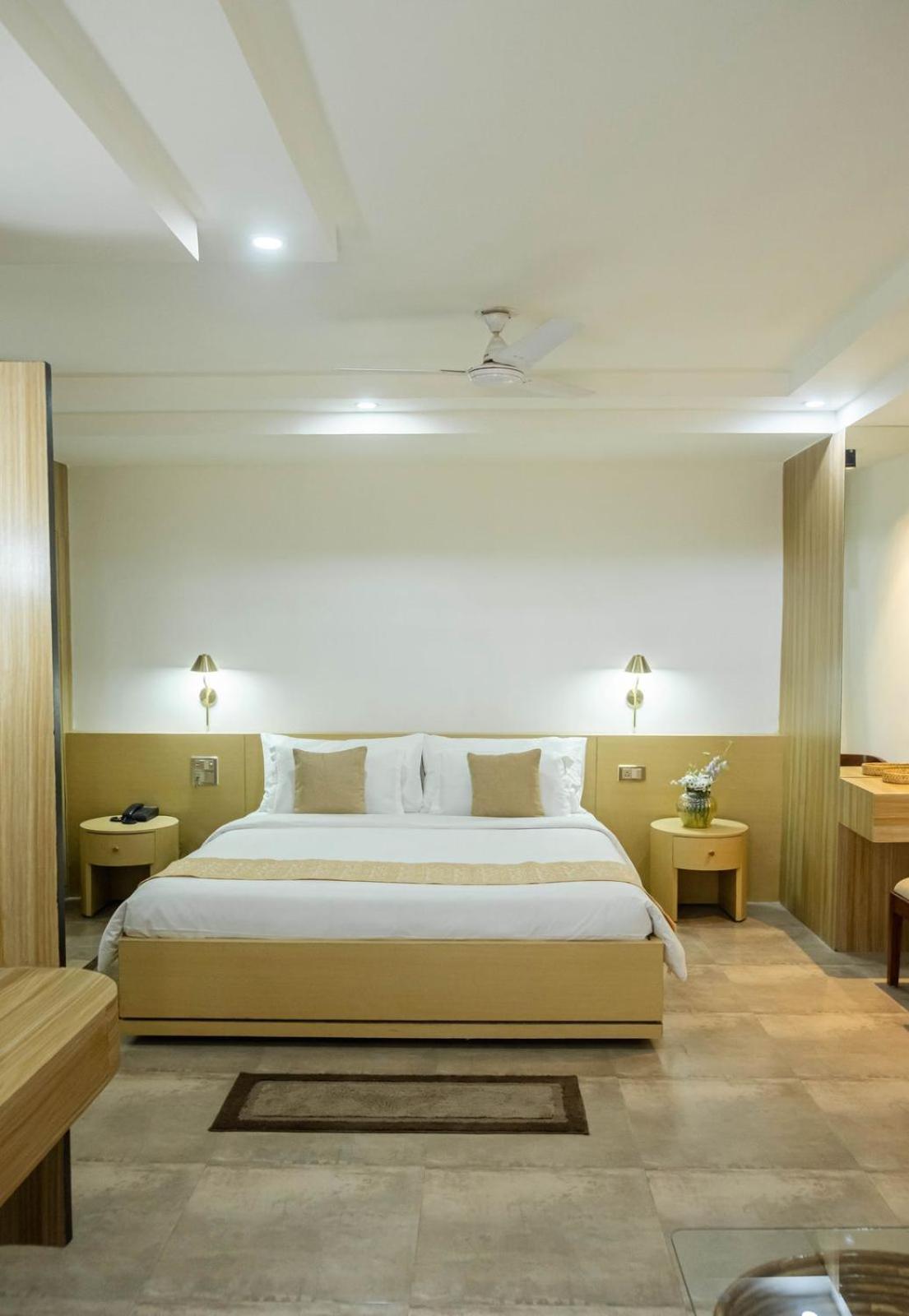 Hotel Lake Shilloi Dimāpur Eksteriør billede